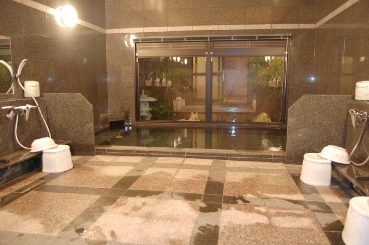 Hotel Route-Inn Kitakyushu-Wakamatsu Ekihigashi Dış mekan fotoğraf